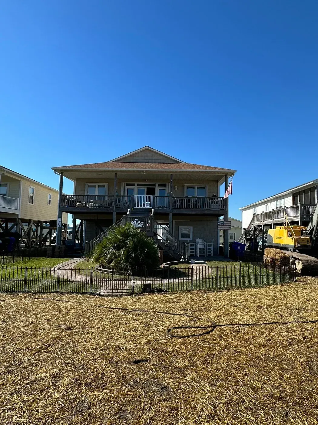 Roof on 7th St in Wilmington, NC before the roof replacement