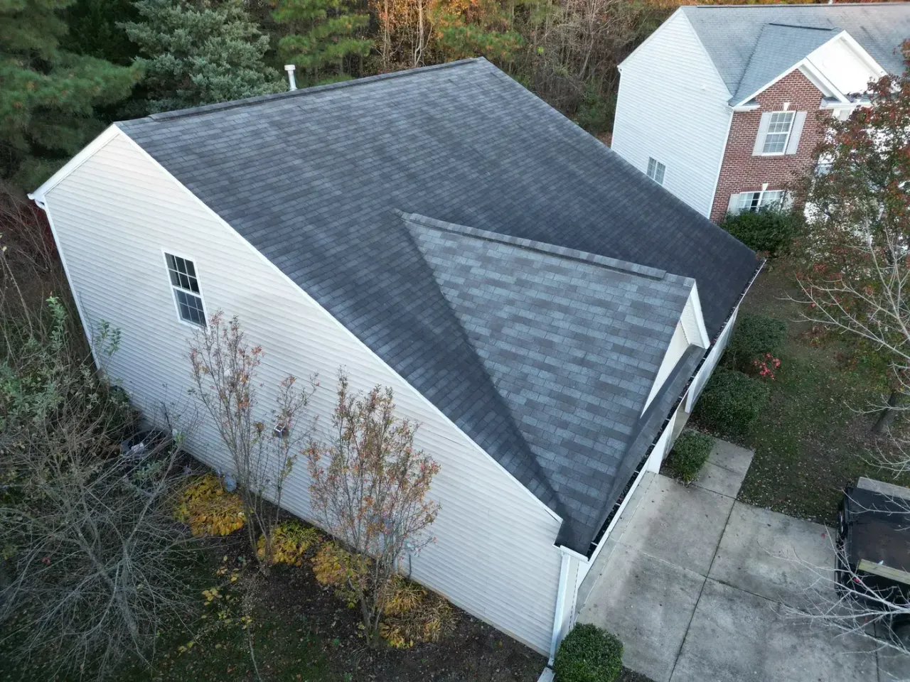 Roof on Ashe Ridge Ln in Durham, NC before the roof replacement