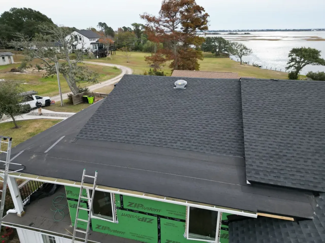 Roof on Batson Rd in Wilmington, NC before the roof replacement