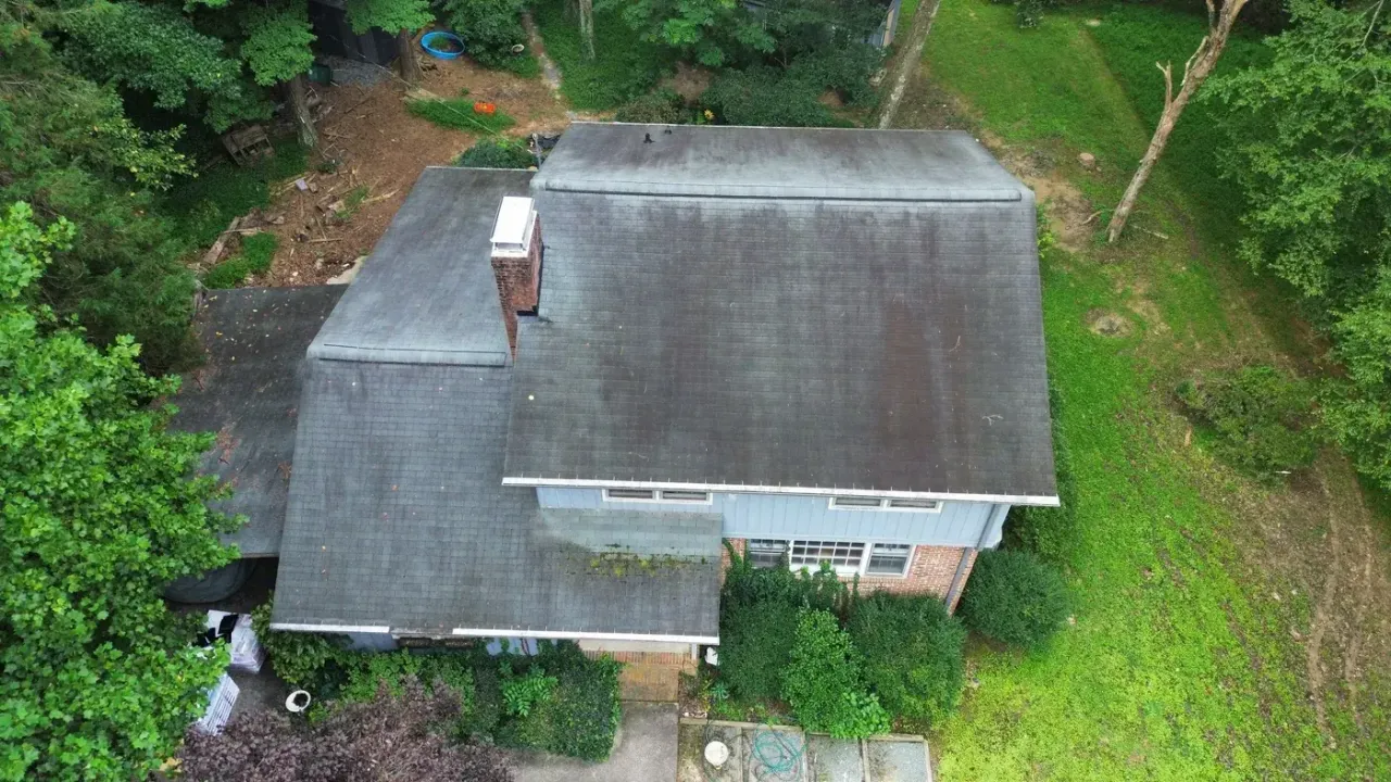 Roof replacement on Brandywine Rd in Chapel Hill, NC, photo 1 of 9