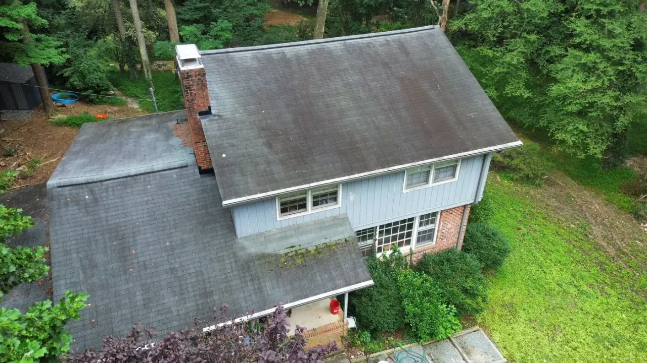 Roof replacement on Brandywine Rd in Chapel Hill, NC, photo 4 of 9