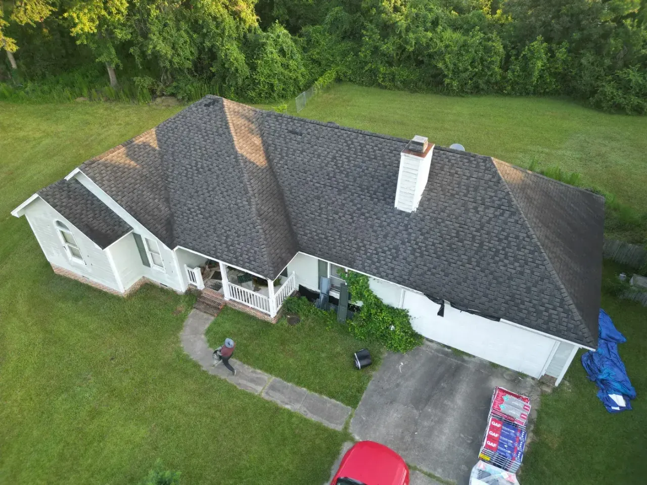 Roof on Brookneal Cir in Angier, NC before the roof replacement