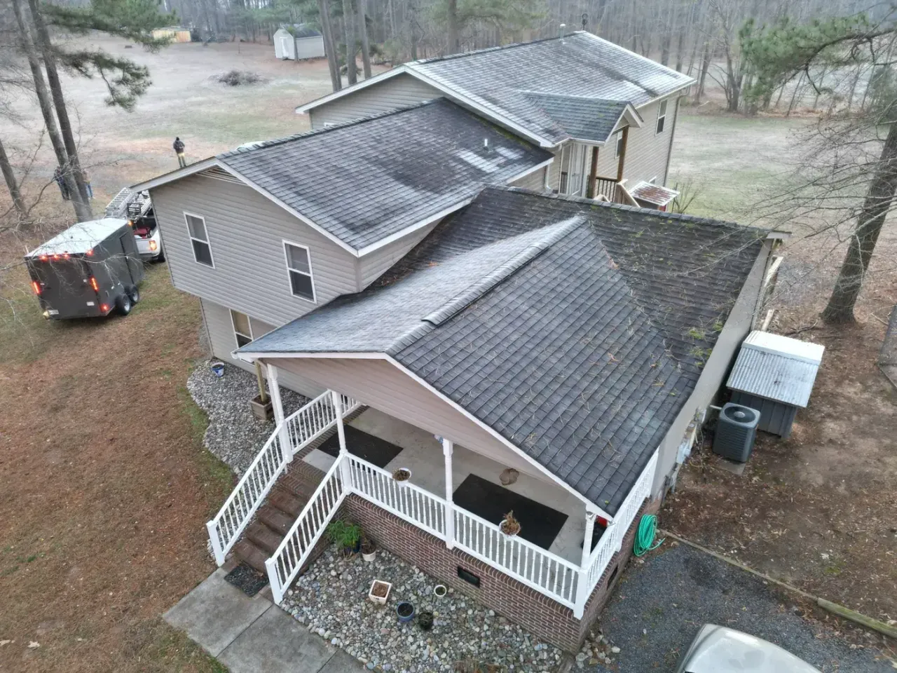 Roof on Deep River Rd in Sanford, NC before the roof replacement