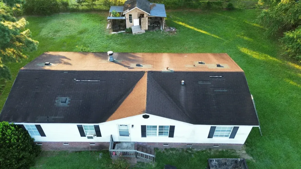 Roof on Harrison Ave in Fuquay-Varina, NC before the roof replacement