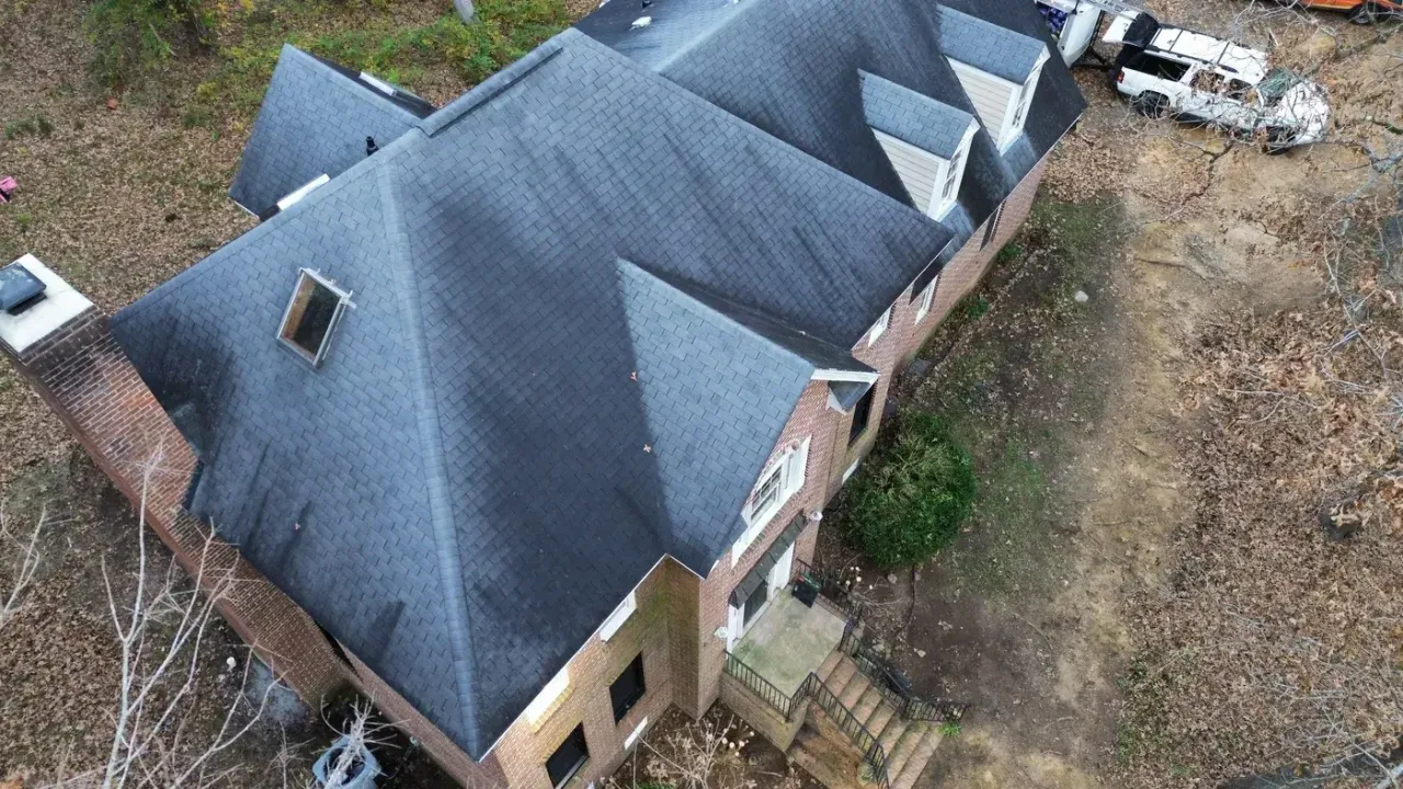 Roof on Lakestone Estates in Pittsboro, NC before the roof replacement