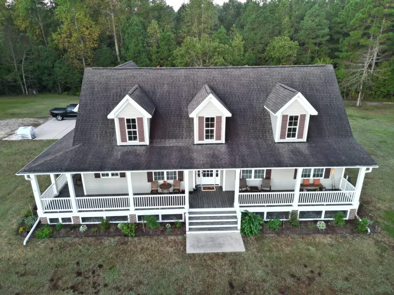Roof on Lasater Rd in Dunn, NC before the roof replacement