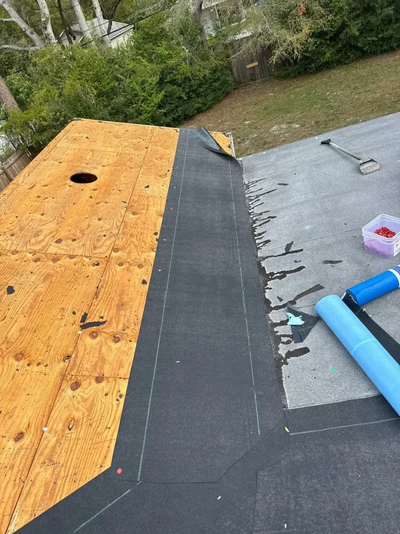 Roof replacement on Pine St in Wilmington, NC, photo 3 of 10