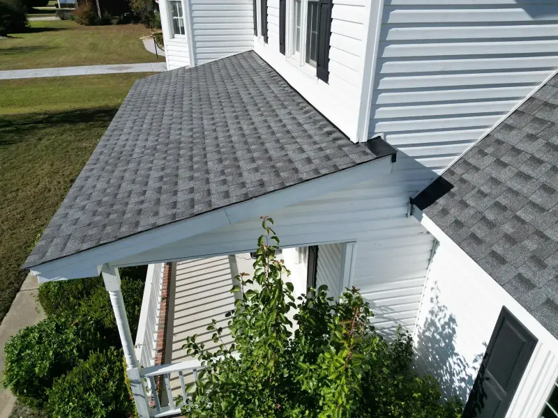 Roof replacement on Roundtree Ln in Goldsboro, NC, photo 4 of 14