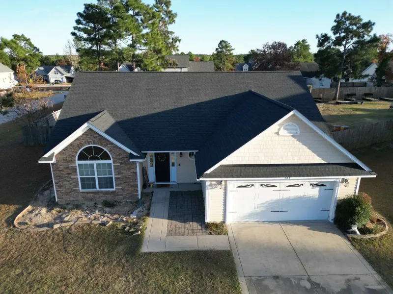 Roof replacement on Valley Oak Dr in Dunn, NC, photo 4 of 9